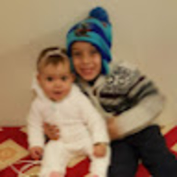 Meet your Posher, Najat - Picture 1 of 1